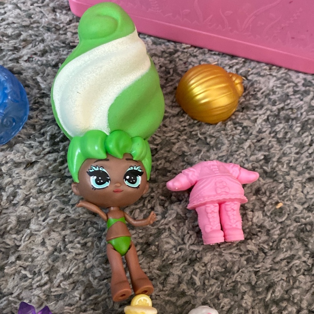 Blume Doll Baby Pop Toy - Picture 3 of 6